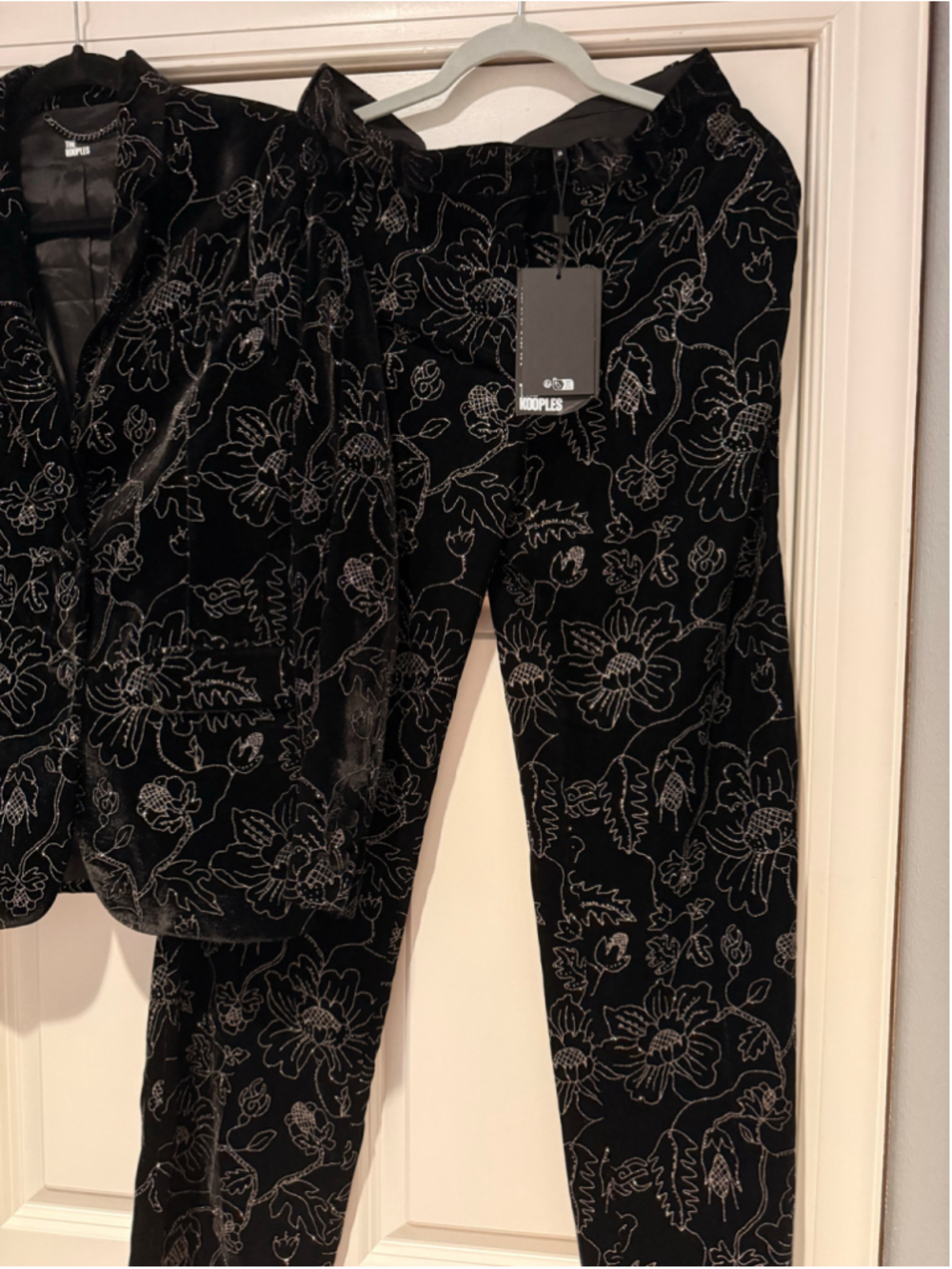 Women's The Kooples Floral Velvet Pantsuit Black Silver Size XS - Picture 7 of 13